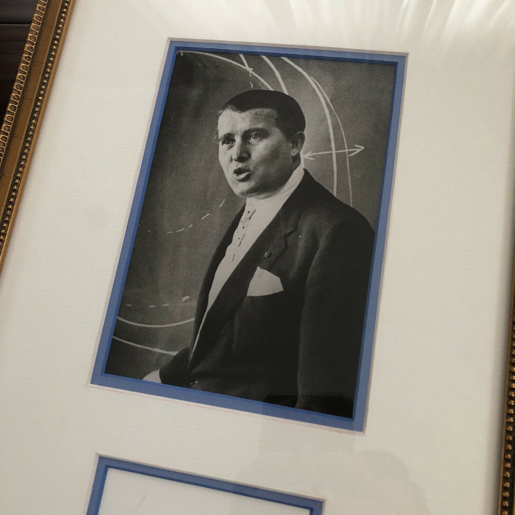 WERNHER VON BRAUN * ZARELLI LOA * Signed Autograph Index Card NASA Engineer *