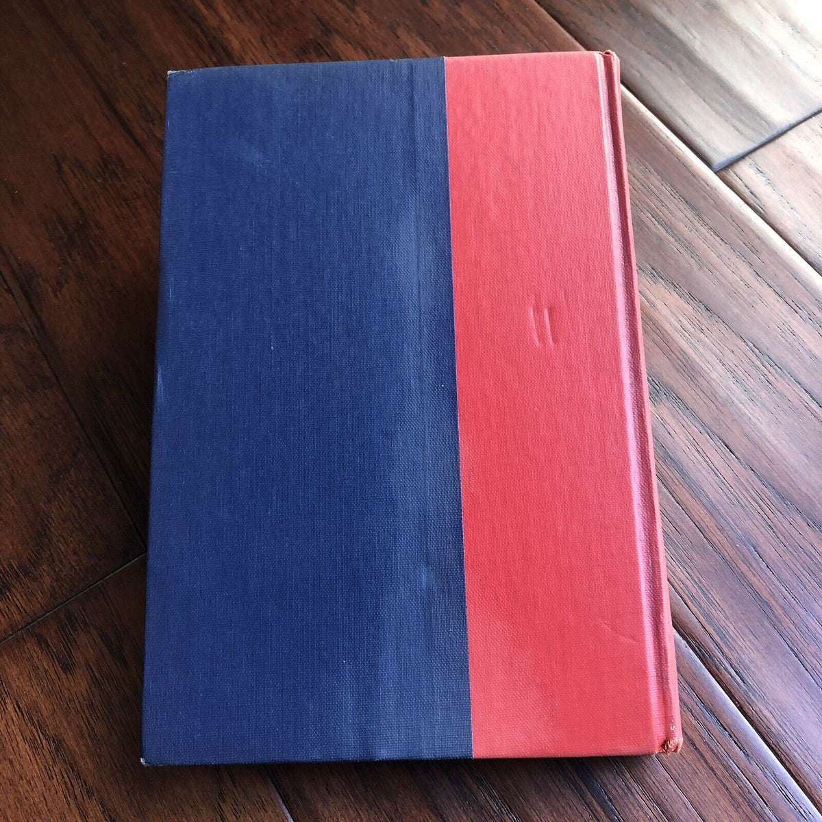 JOHN F. KENNEDY * JSA LOA * 1961 Signed AS PRESIDENT Book Profiles * Autograph
