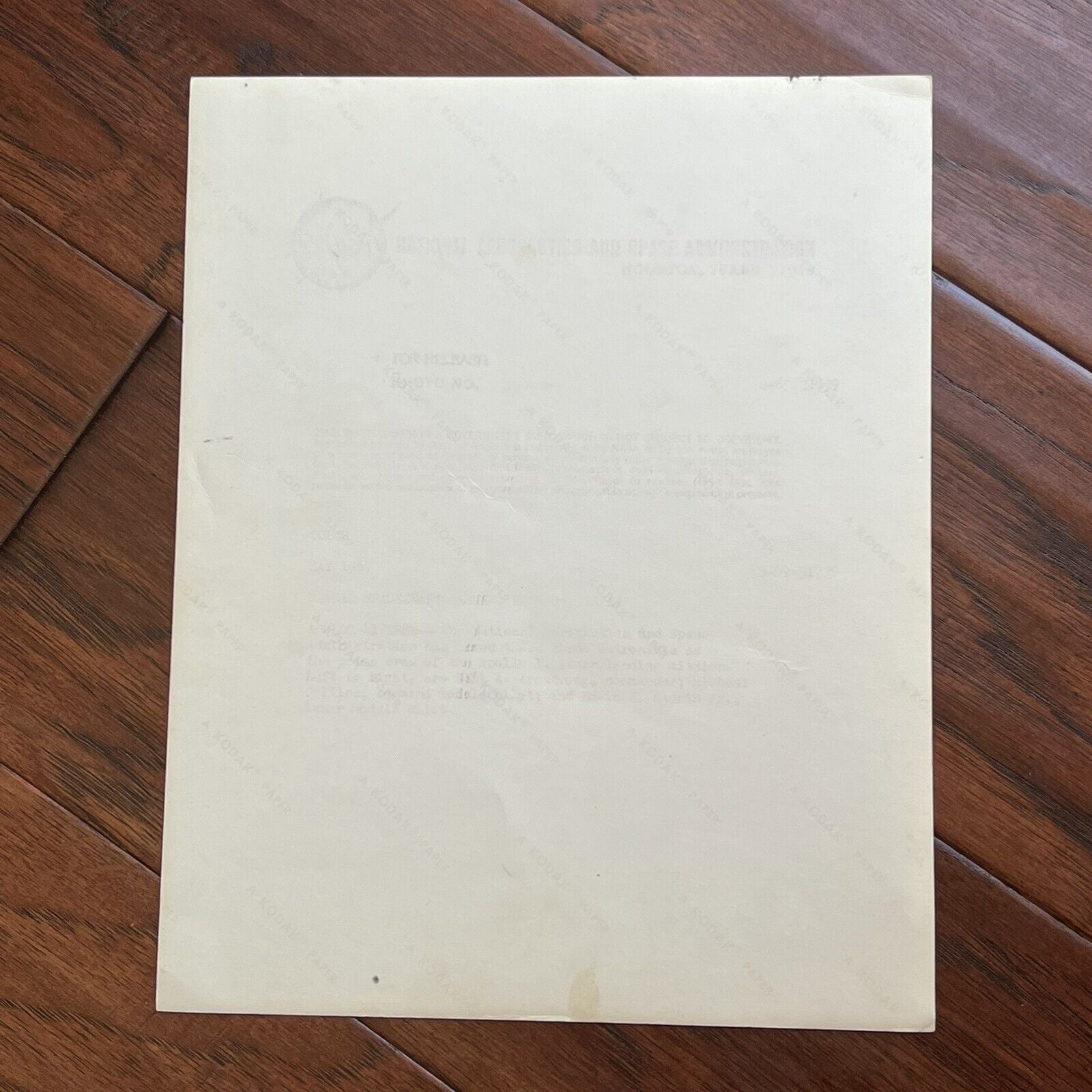 APOLLO 11 * JSA * Uninscribed Crew Signed Red # Photo Autograph Neil Armstrong