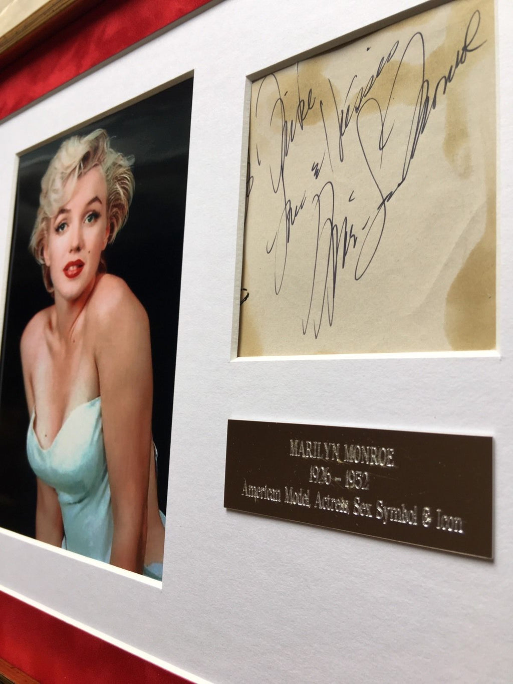 MARILYN MONROE * JSA COA * Scarce Authentic AUTOGRAPH note SIGNED
