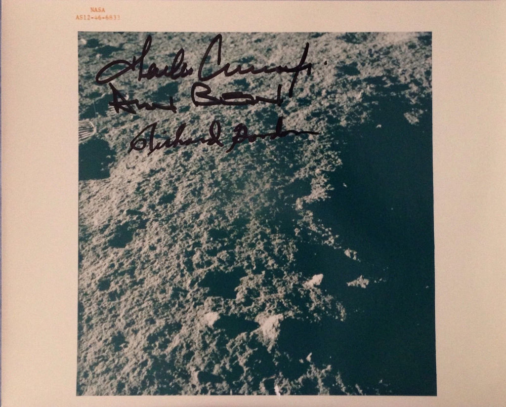 APOLLO 12 CREW autographs SIGNED GORDON BEAN CONRAD Photo MOON SURFACE