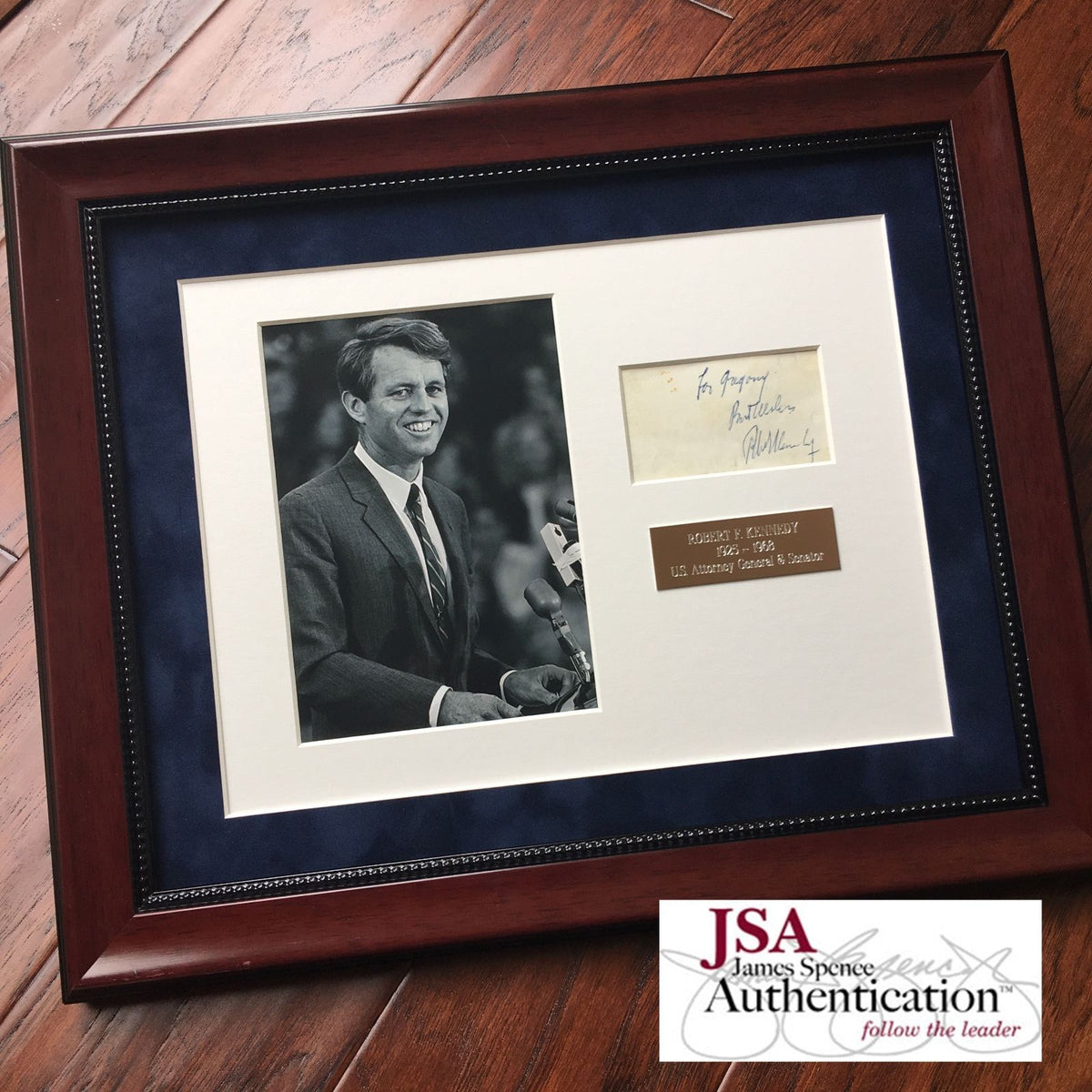 ROBERT F. KENNEDY * JSA COA * Scarce Authentic AUTOGRAPH Card SIGNED