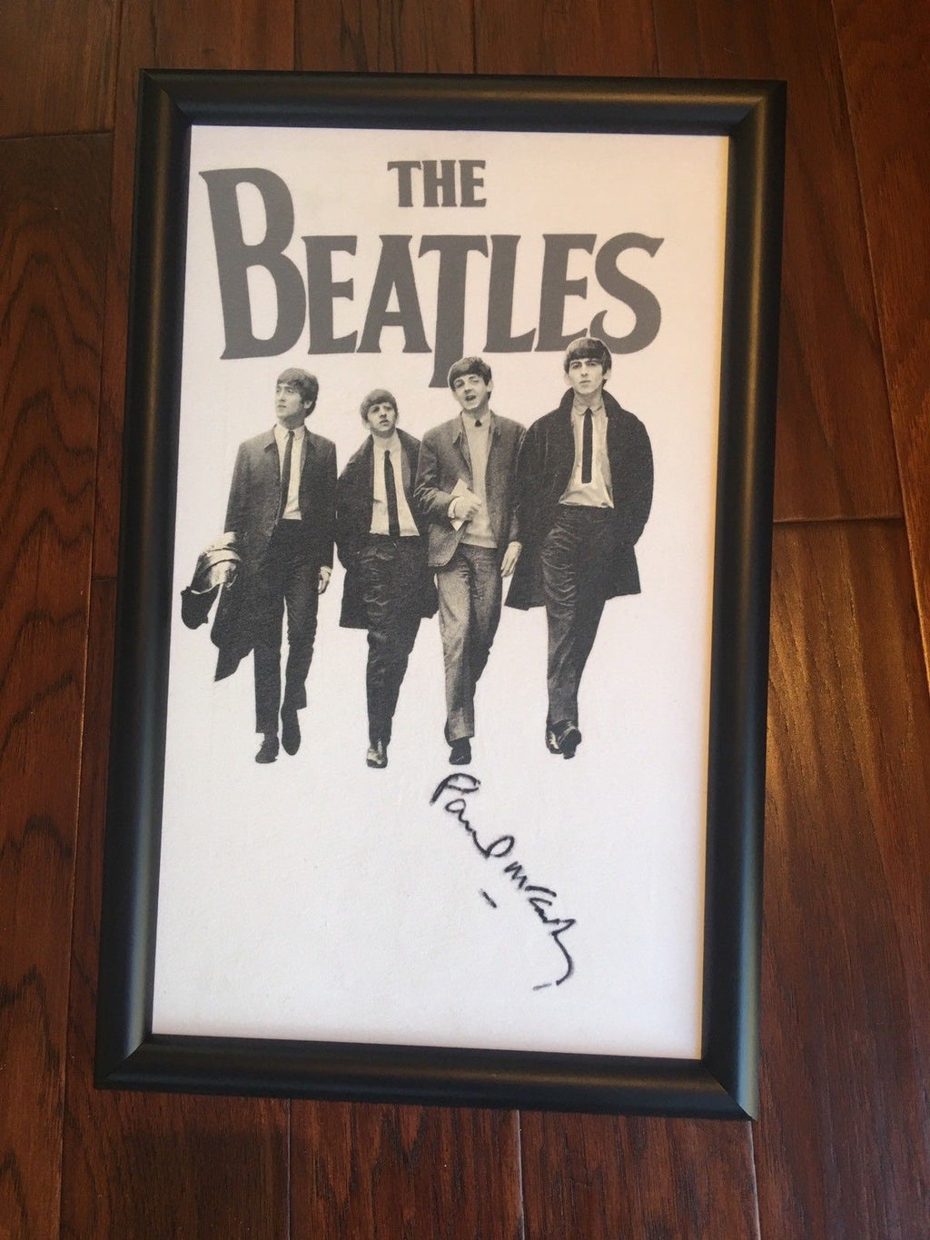 PAUL MCCARTNEY * BEATLES * AUTOGRAPH Fabric Banner SIGNED * COA
