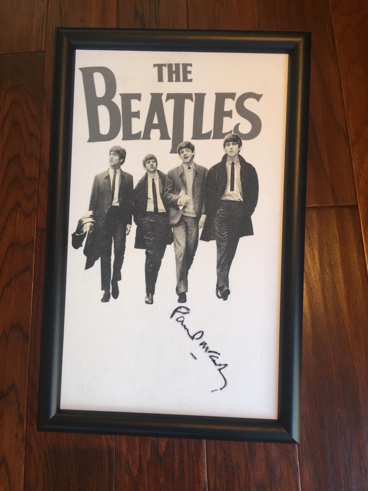 PAUL MCCARTNEY * BEATLES * AUTOGRAPH Fabric Banner SIGNED * COA