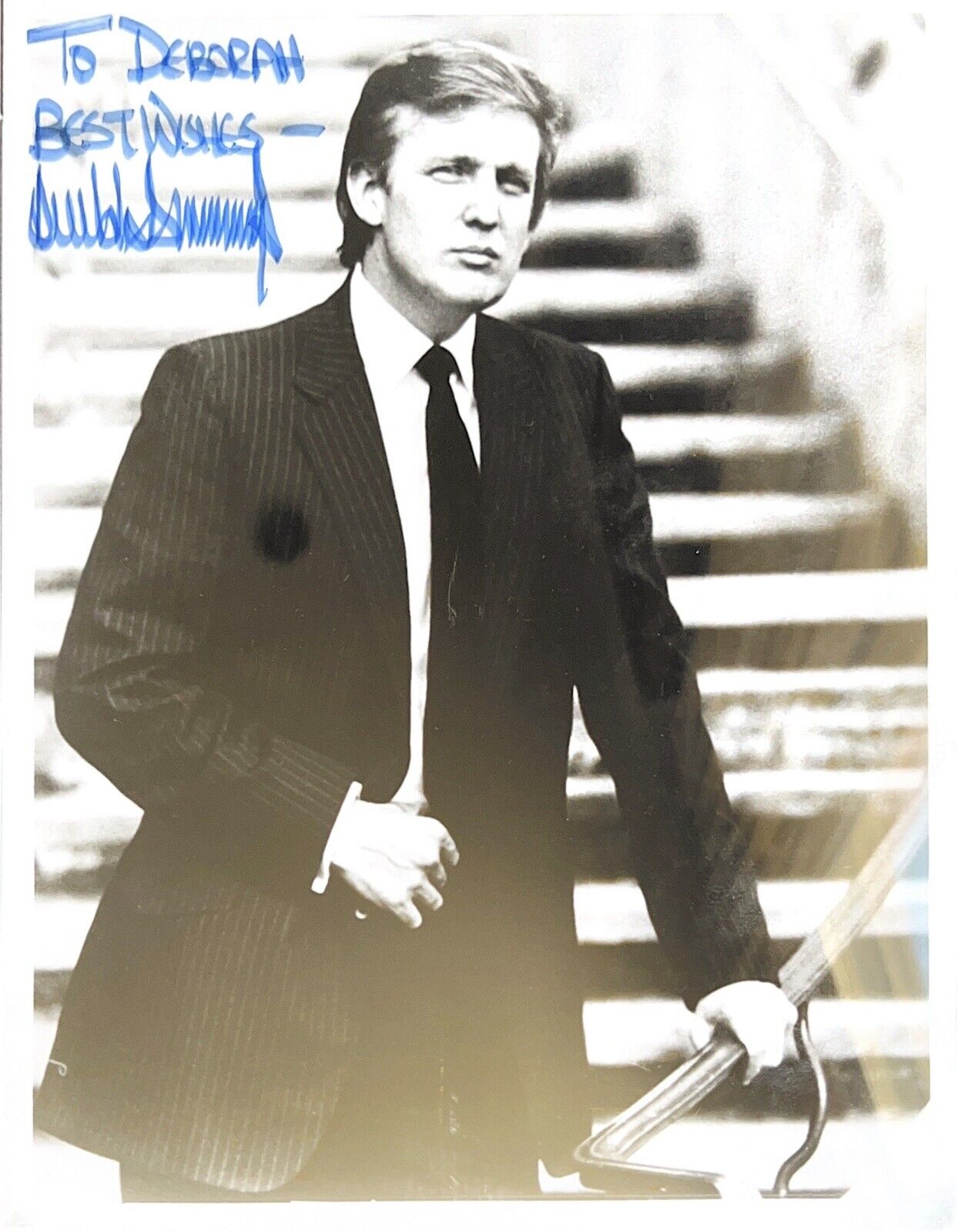 DONALD TRUMP * PSA/DNA Slabbed * Early Full Signature Signed Photo Autograph