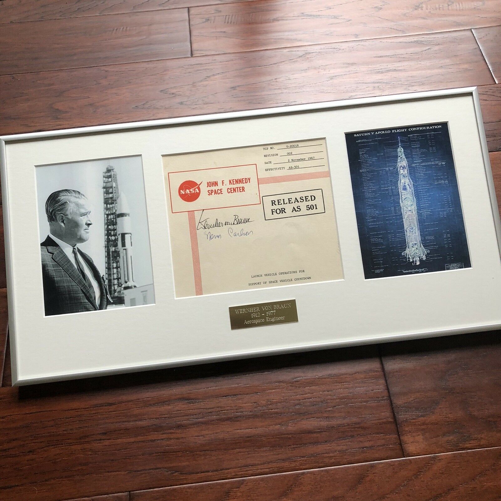 WERNHER VON BRAUN * BAS LOA * NASA Apollo 4 Signed Saturn V Launch Autograph *