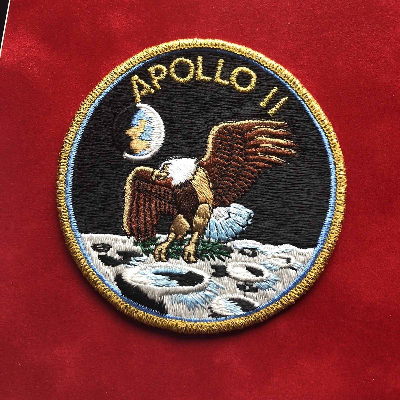 NEIL ARMSTRONG * Signed "Giant Leap" Autograph Newspaper * Zarelli Apollo 11