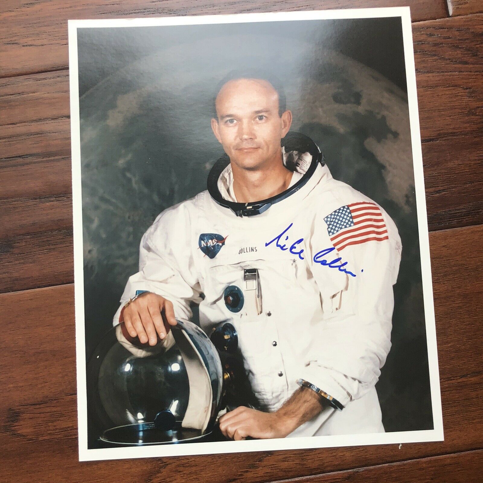 MICHAEL COLLINS * Beckett BAS 10 * Signed Space Suit Photo Autograph * Apollo 11