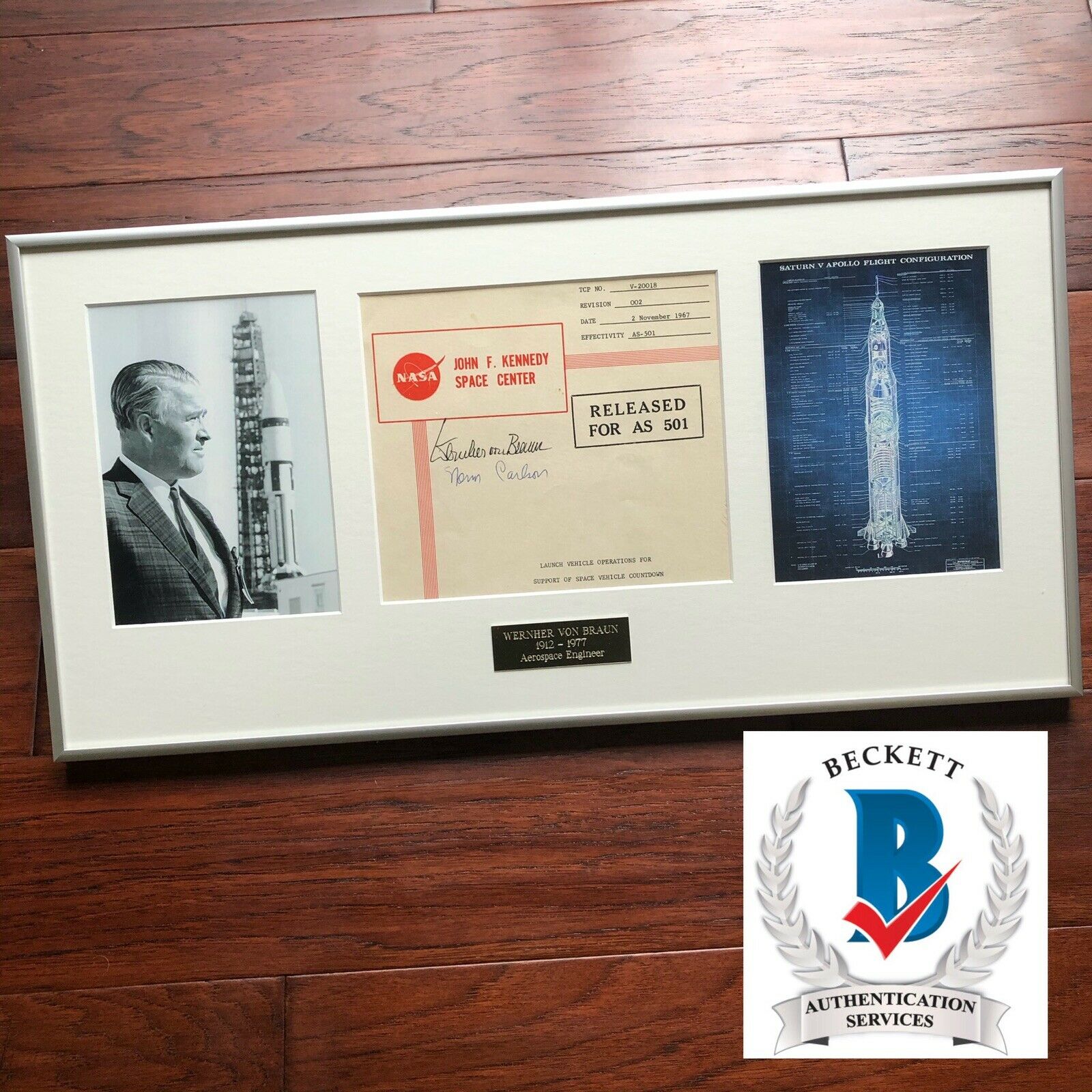 WERNHER VON BRAUN * BAS LOA * NASA Apollo 4 Signed Saturn V Launch Autograph *