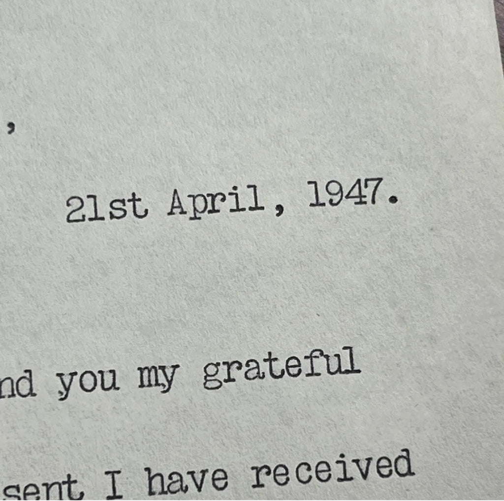 QUEEN ELIZABETH II * JSA LOA * Signed Letter Re 21st Birthday Gift Autograph