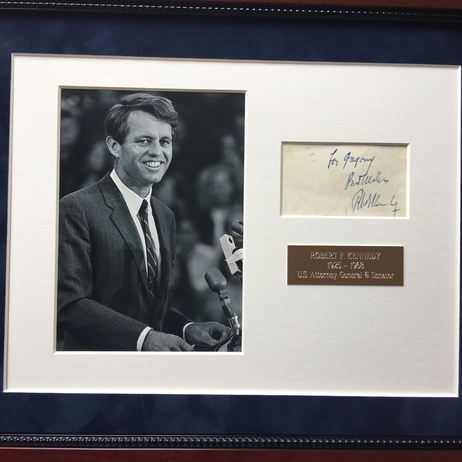 ROBERT F. KENNEDY * JSA COA * Scarce Authentic AUTOGRAPH Card SIGNED