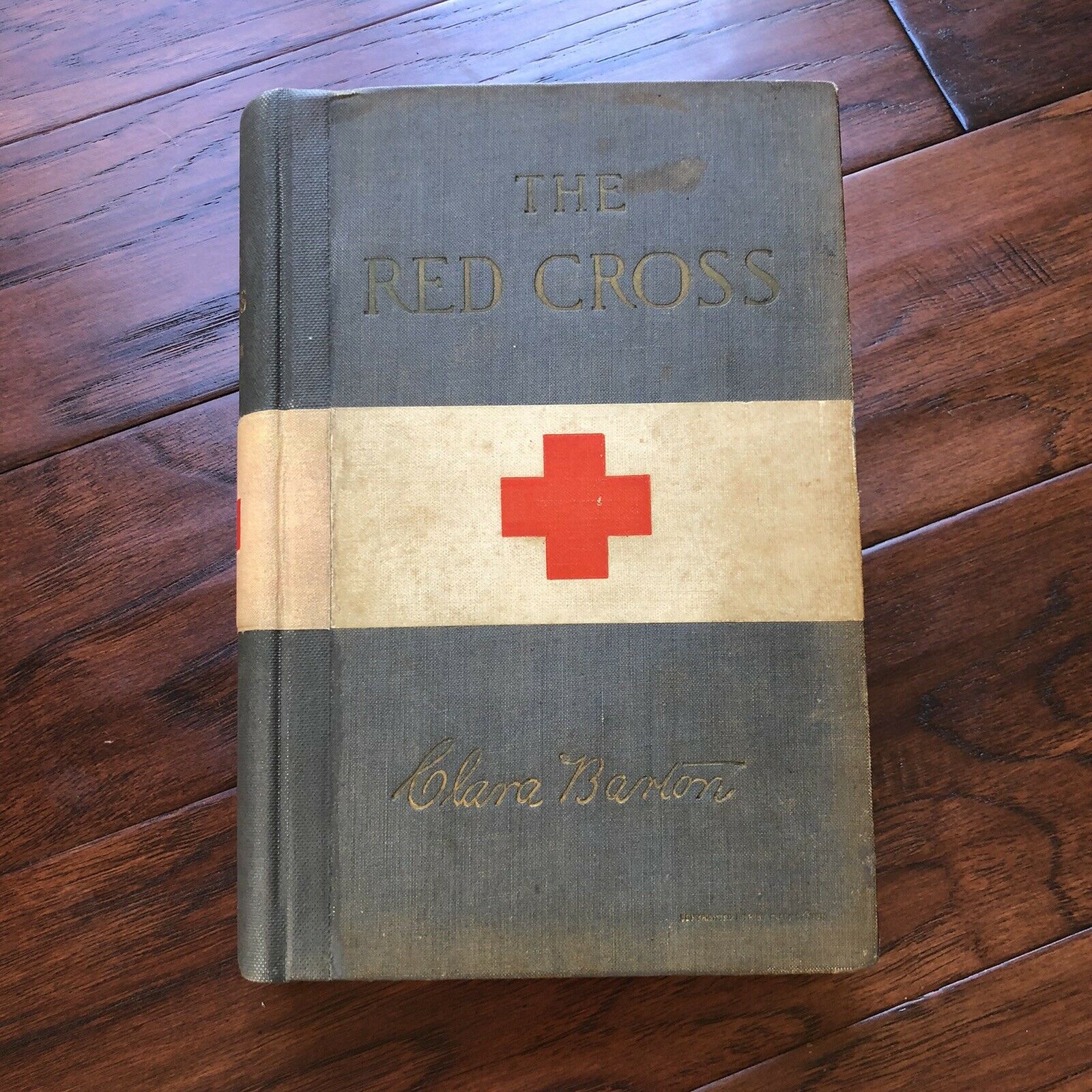 CLARA BARTON * BAS Mint 8 * Autograph The Red Cross in Peace and War Book Signed