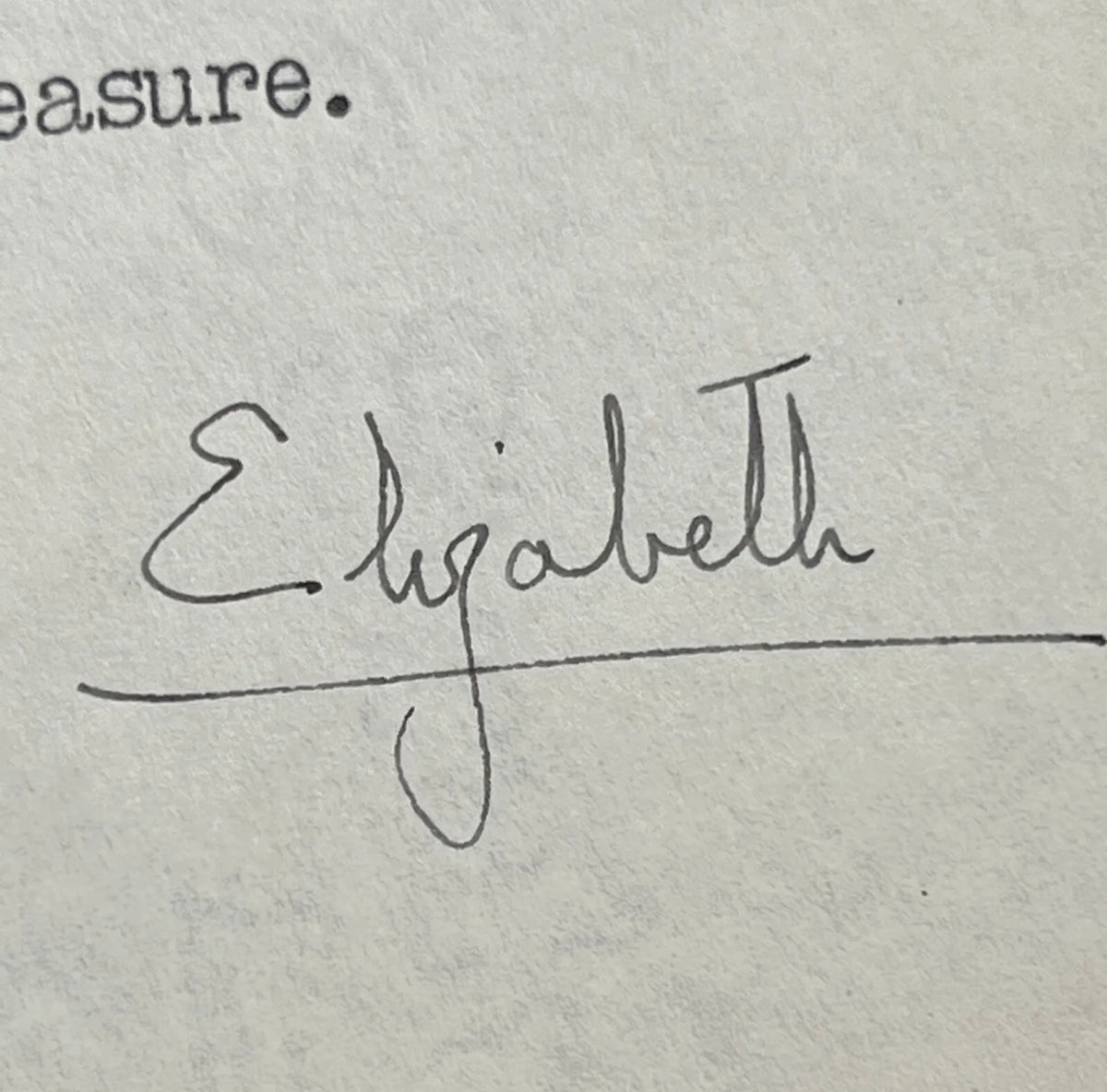 QUEEN ELIZABETH II * JSA LOA * Signed Letter Re 21st Birthday Gift Autograph