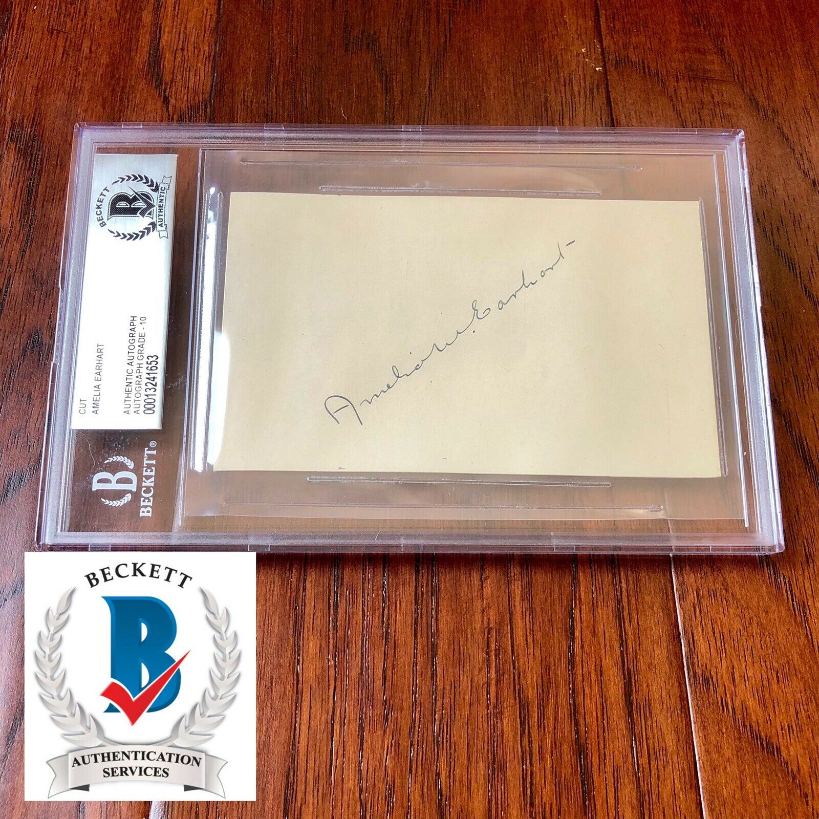 AMELIA EARHART * Beckett BAS 10 * ENCAPSULATED AUTOGRAPH FULL SIGNATURE SIGNED *