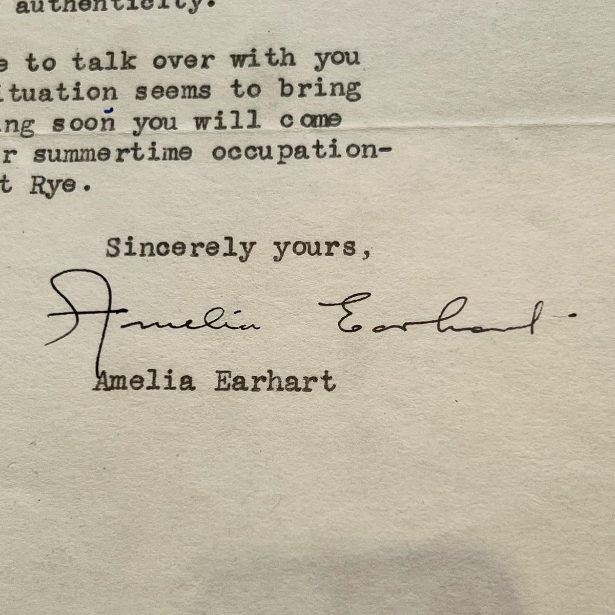 Amelia Earhart Signed Letter Apologizing After Crashing an Aircraft
