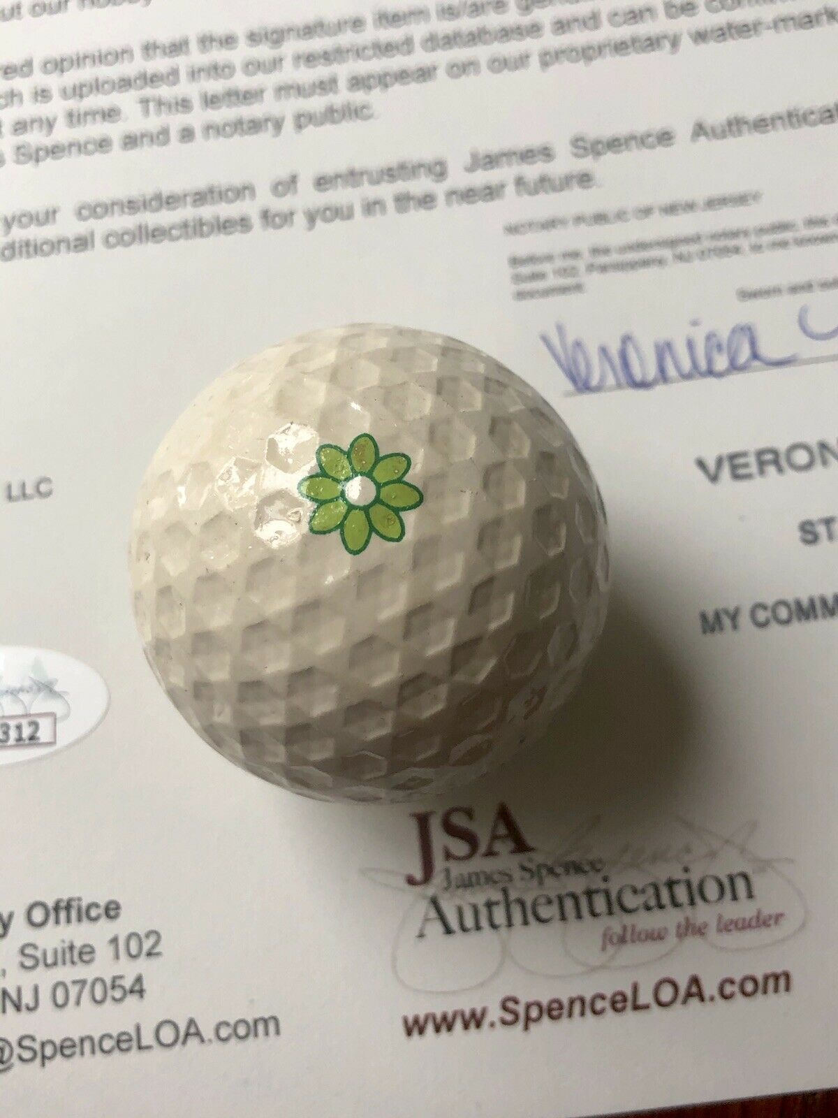 RICHARD & PATRICIA NIXON * JSA LOA * Autograph Golf Ball Signed * President