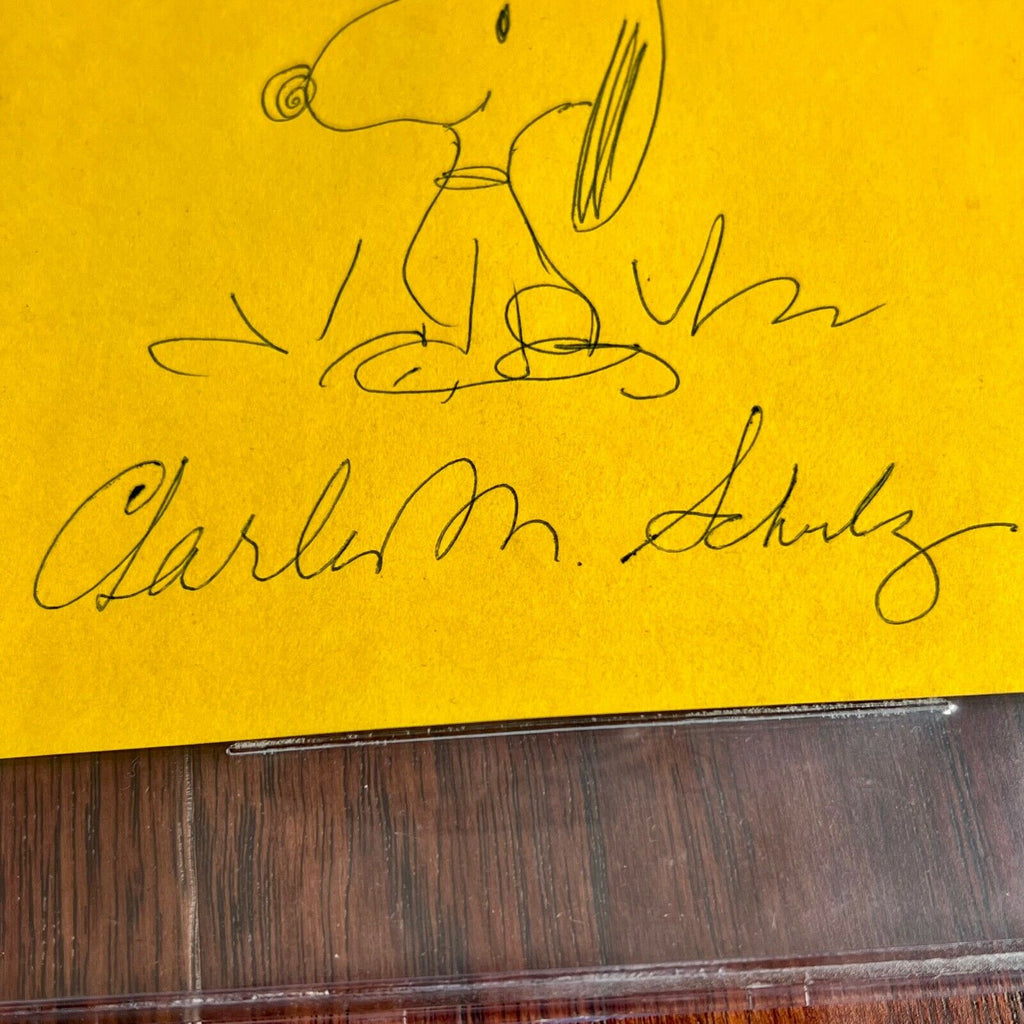 CHARLES M. SCHULZ * BAS * AUTOGRAPH Hand-Drawn SNOOPY Signed Sketch * Beckett