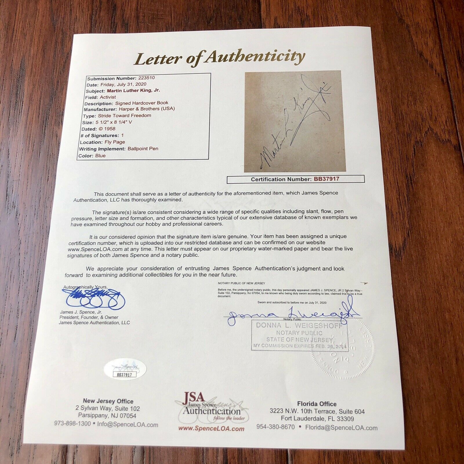 MARTIN LUTHER KING JR. * JSA LOA * Hand Signed Stride Toward Freedom Autograph