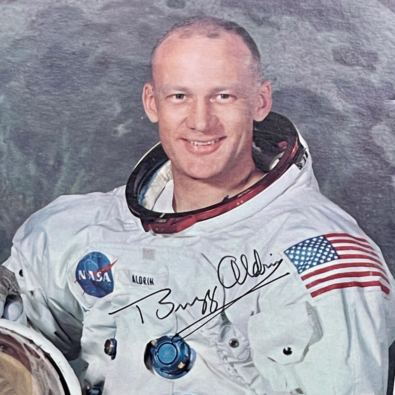 BUZZ ALDRIN * ZARELLI * Uninscribed Autograph Space Suit Photo SIGNED NASA Litho