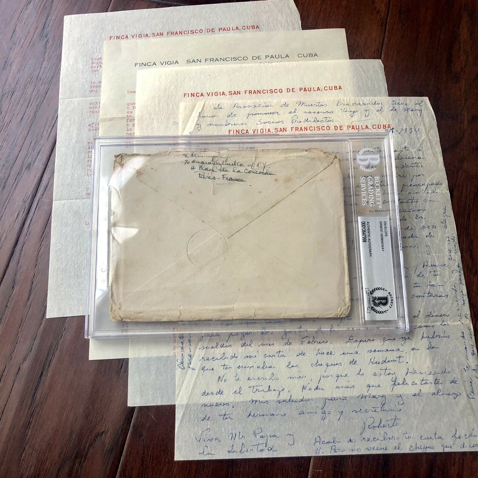 ERNEST HEMINGWAY * Beckett BAS * Autograph Envelope Signed & Personal Papers