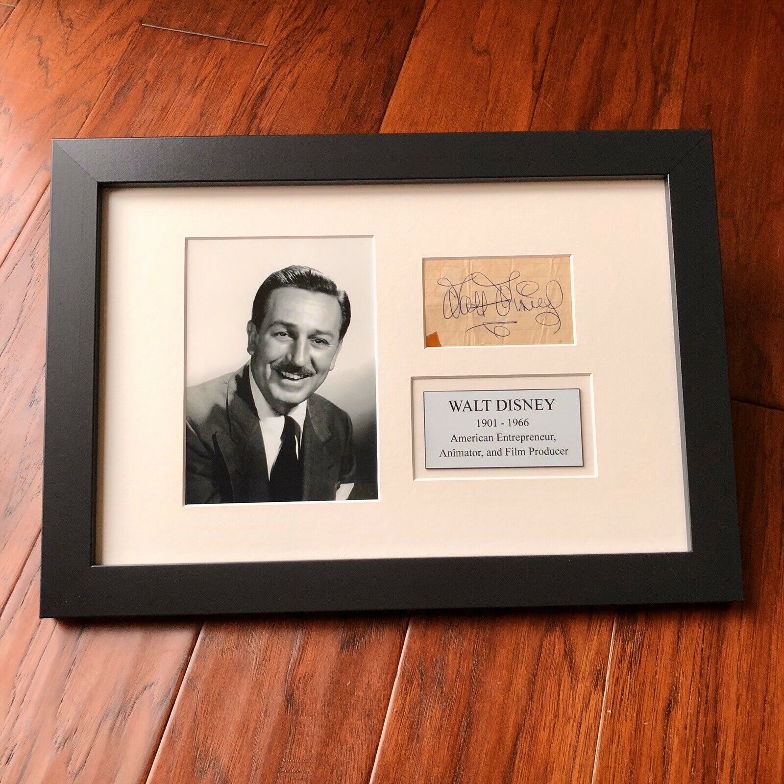 WALT DISNEY * JSA LOA Phil Sears * Original Autograph Signature Signed *