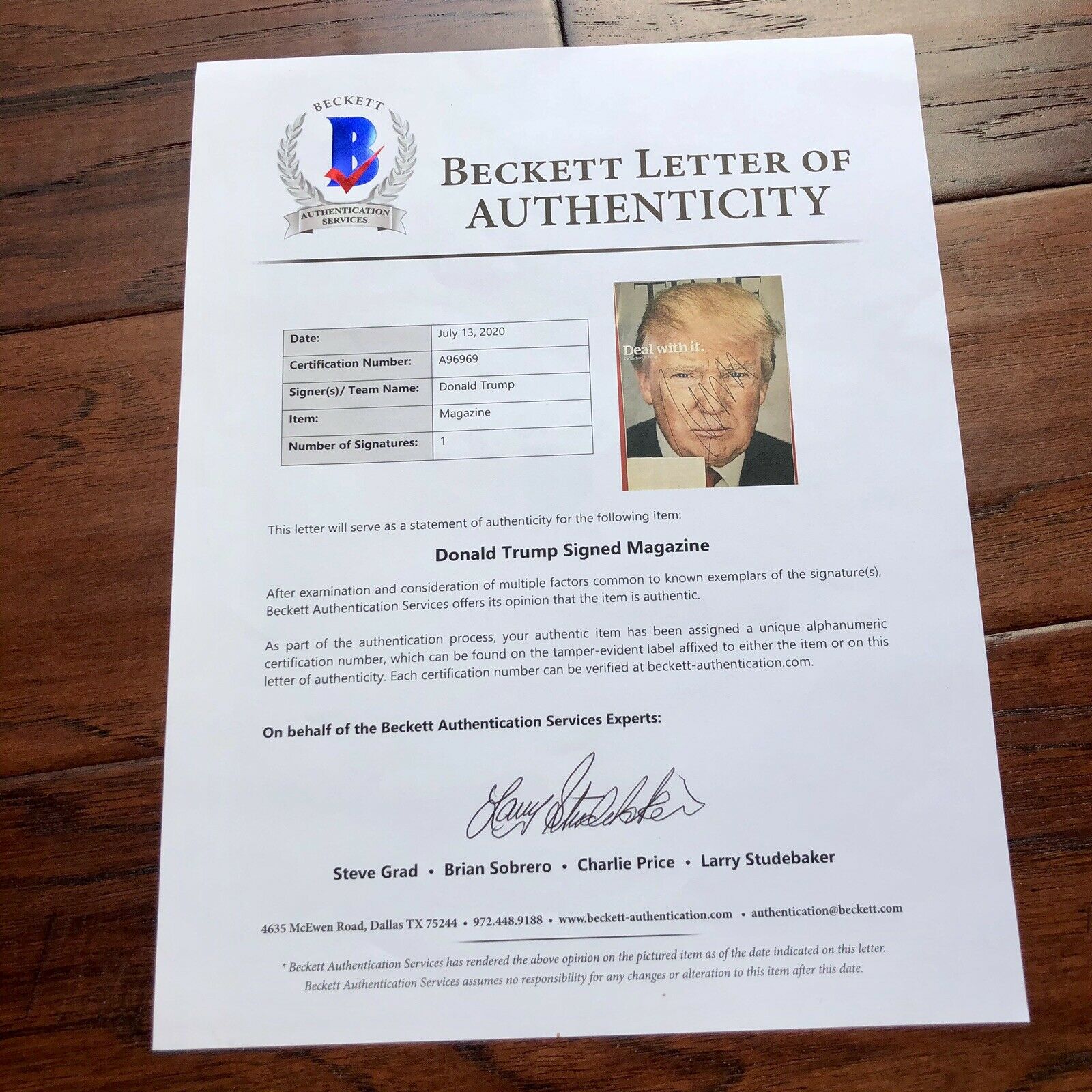 DONALD J TRUMP * Beckett BAS * Hand Signed Deal With It Time Magazine Autograph