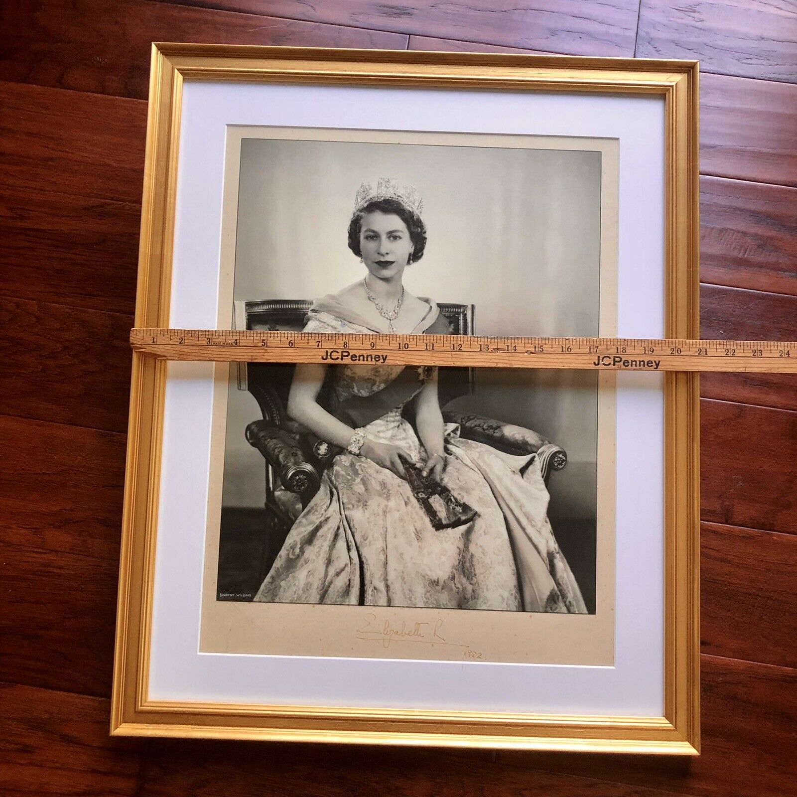 QUEEN ELIZABETH II * JSA LOA * Signed 15x20 Dorothy Wilding Autograph Portrait *