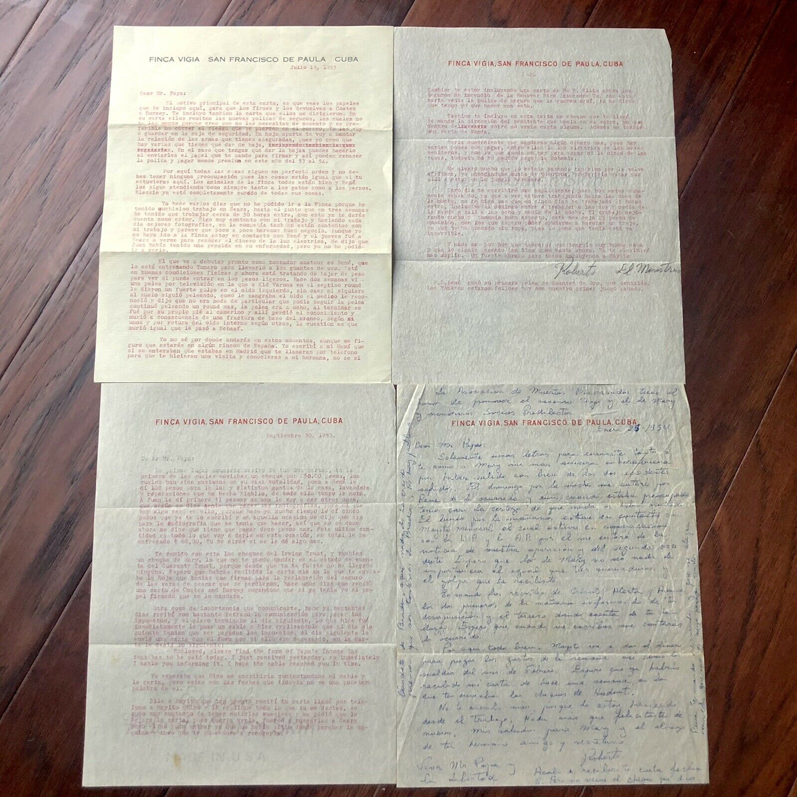 ERNEST HEMINGWAY * Beckett BAS * Autograph Envelope Signed & Personal Papers