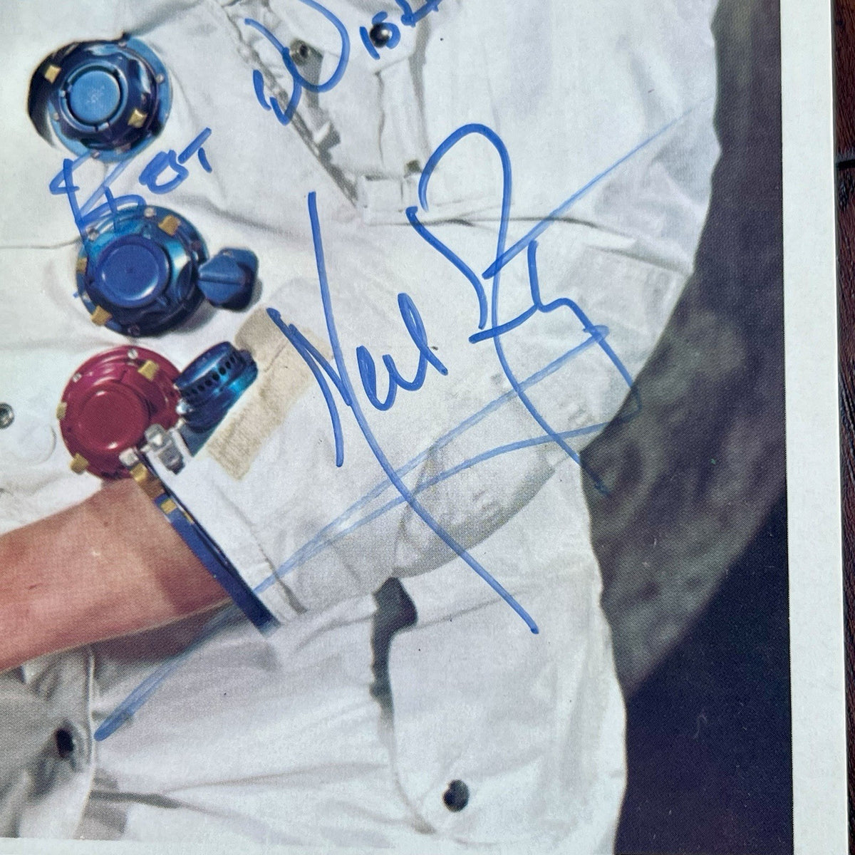 NEIL ARMSTRONG * JSA * Autograph White Space Suit Photo Signed * Apollo 11
